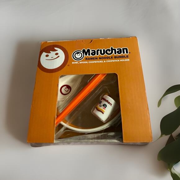Maruchan Ramen Noodle Bowl Bundle W/ Chopsticks, Sticks Holder, and Soup Spoon - Picture 8 of 8